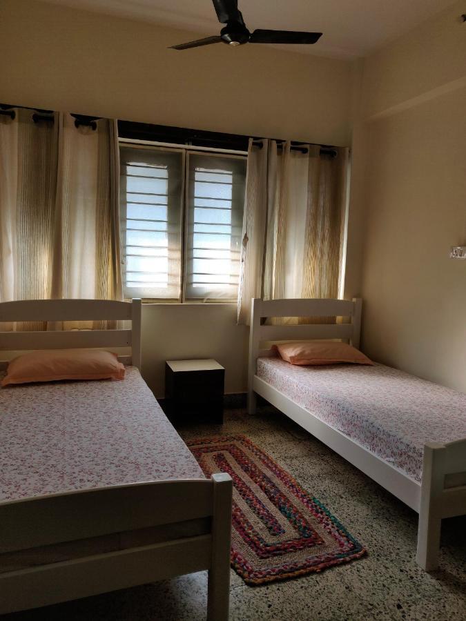 Raahgir Apartment Нашик Екстериор снимка