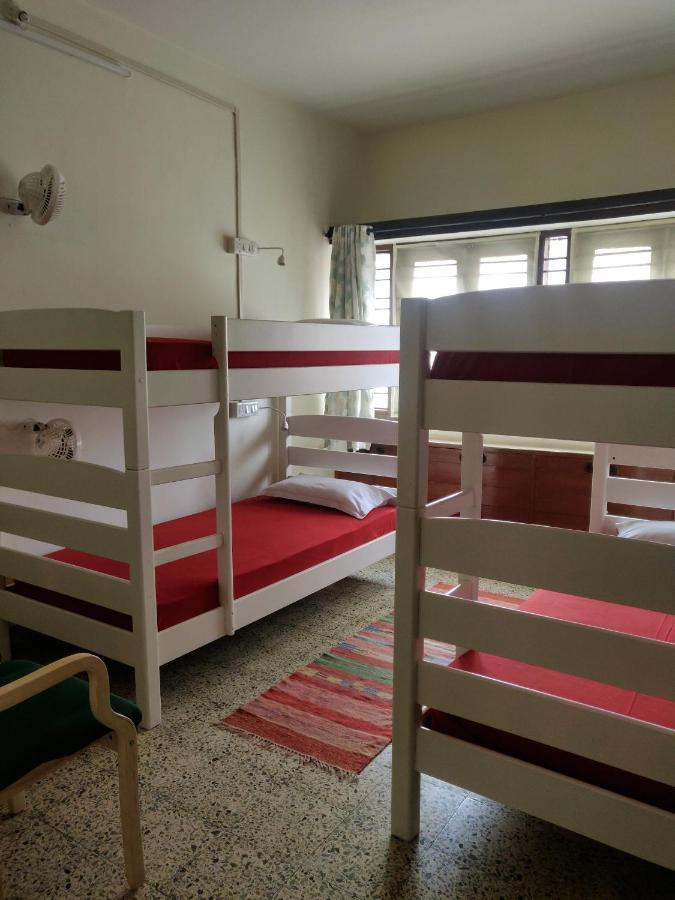 Raahgir Apartment Нашик Екстериор снимка
